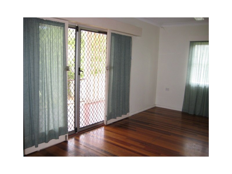 52 Wentworth St, Mundingburra QLD 4812