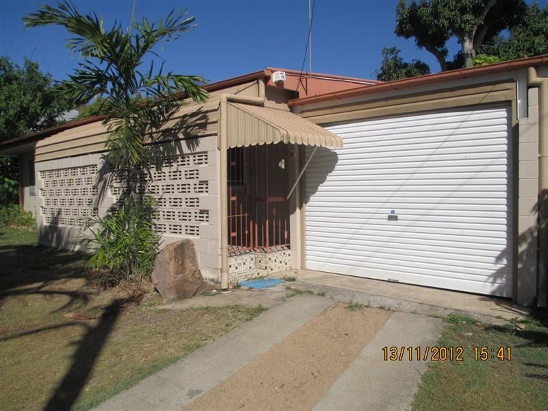 10 Ernest St, West End QLD 4810
