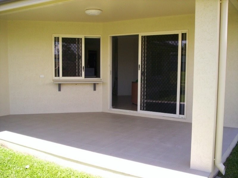 46 Donostia Cres, Bushland Beach QLD 4818