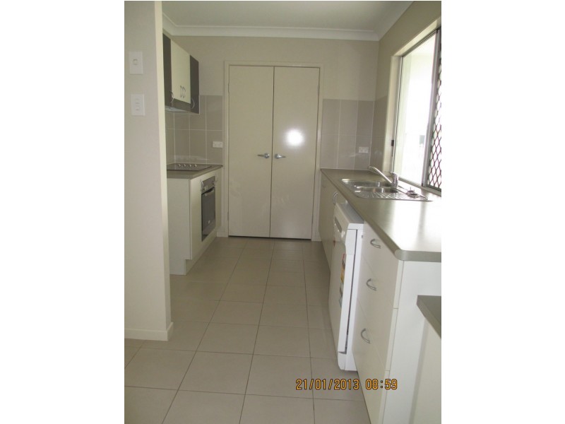 66 Hasty St, Mount Louisa QLD 4814