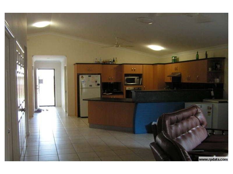 7 Sea Eagle Cct, Douglas QLD 4814