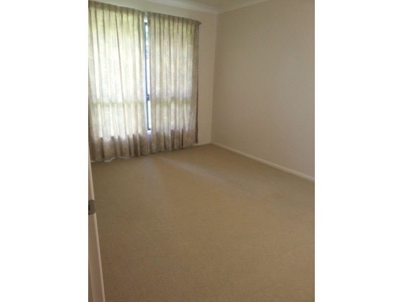 48 Donostia Cres, Bushland Beach QLD 4818