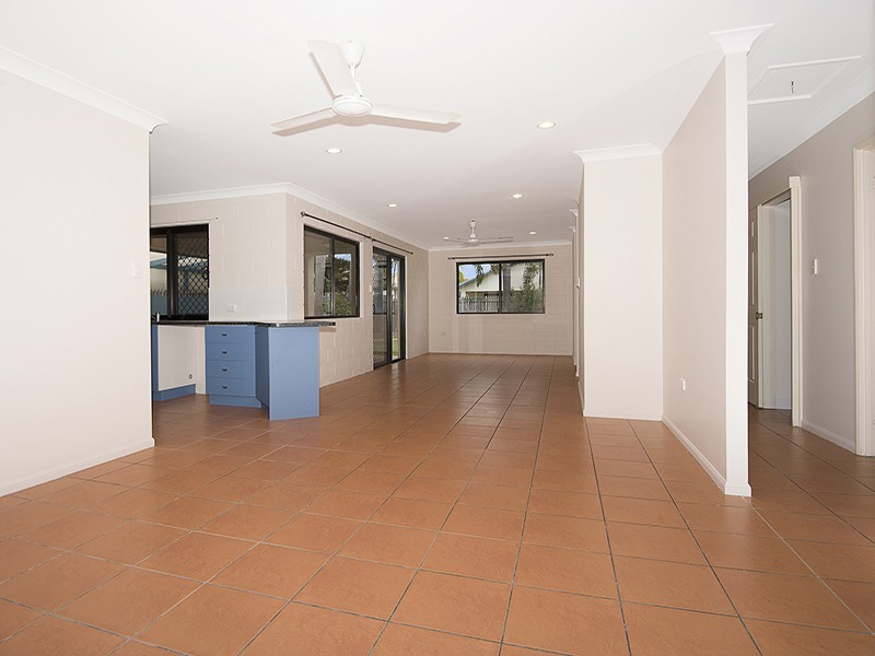 5 Jasmine Court, Kirwan QLD 4817