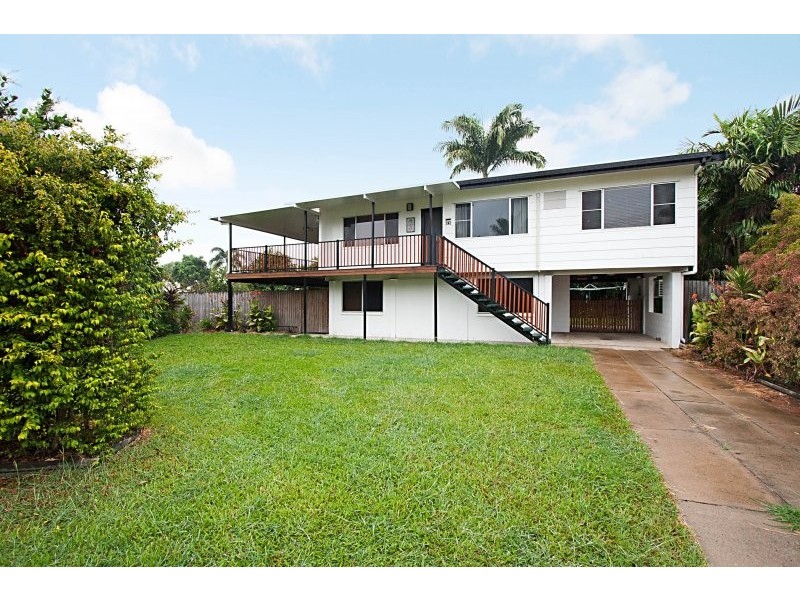 6 Yanda Court, Mount Louisa QLD 4814
