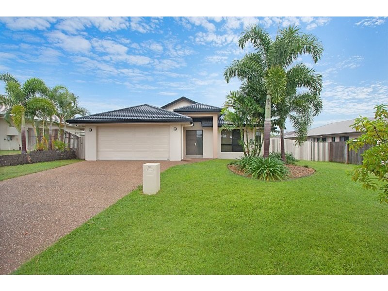 12 Henning Court, Bushland Beach QLD 4818