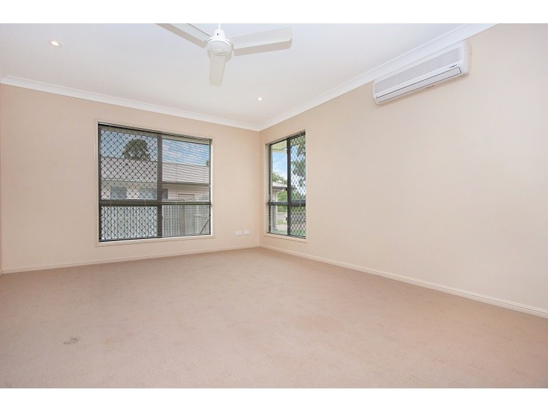 12 Henning Court, Bushland Beach QLD 4818