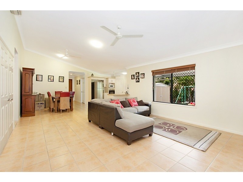 54 Riverbend Dr, Douglas QLD 4814