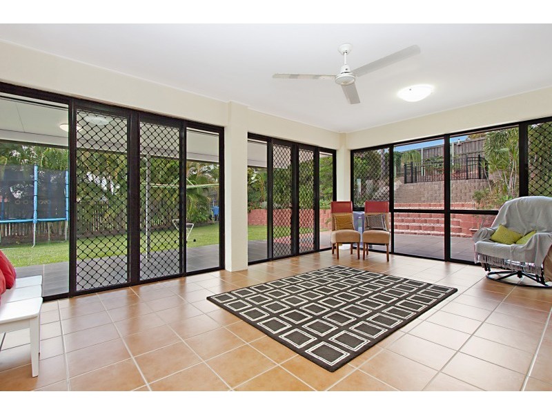 54 Riverbend Dr, Douglas QLD 4814