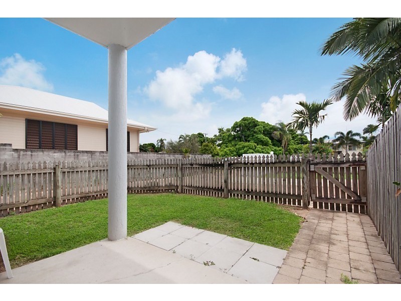 2/3 Anderson Street, Railway Estate QLD 4810