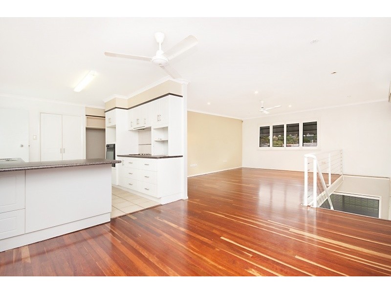 6 WILLOW COURT, Kirwan QLD 4817