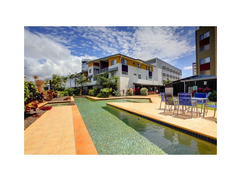 61/11 Stanley Street, Townsville City QLD 4810