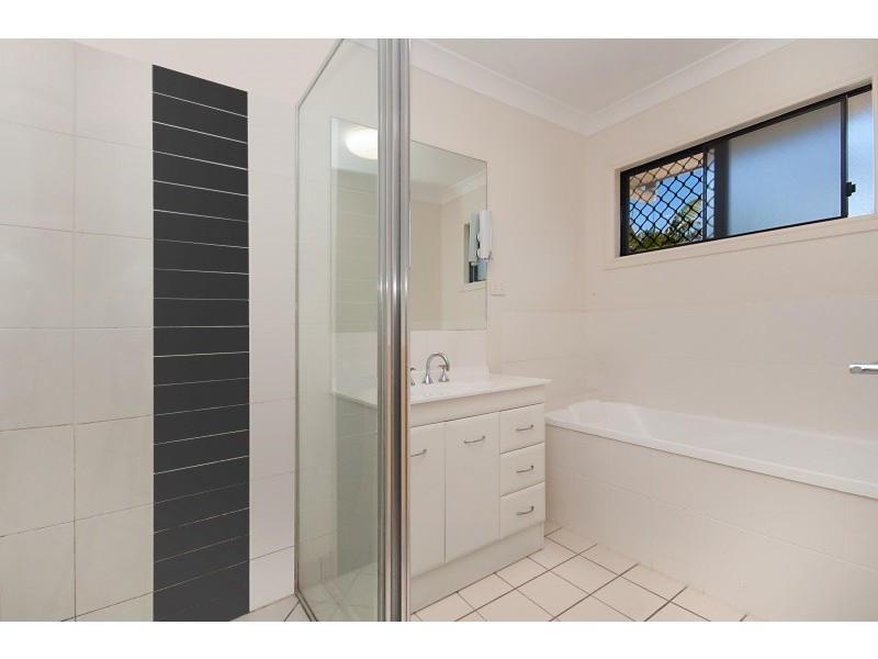 6 Mentmore Court, Bushland Beach QLD 4818