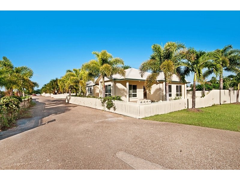 10 Findlater Street, Oonoonba QLD 4811