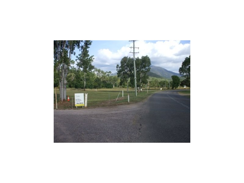 75 Alligator Creek Road, Alligator Creek QLD 4816