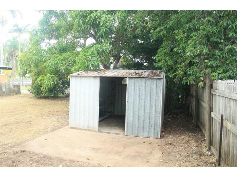 140 Miles Avenue, Kelso QLD 4815