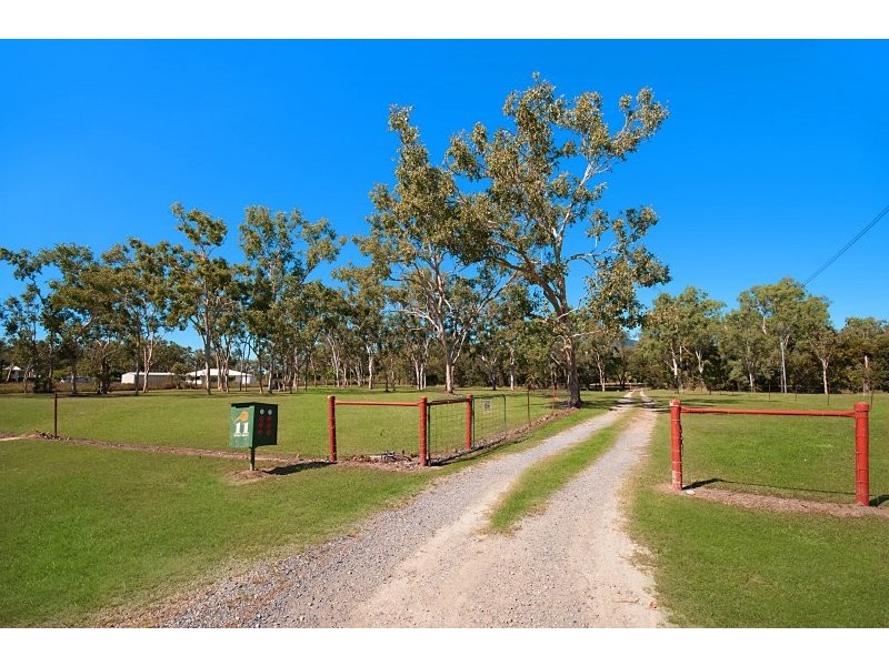 11 Duggan Drive, Alligator Creek QLD 4816