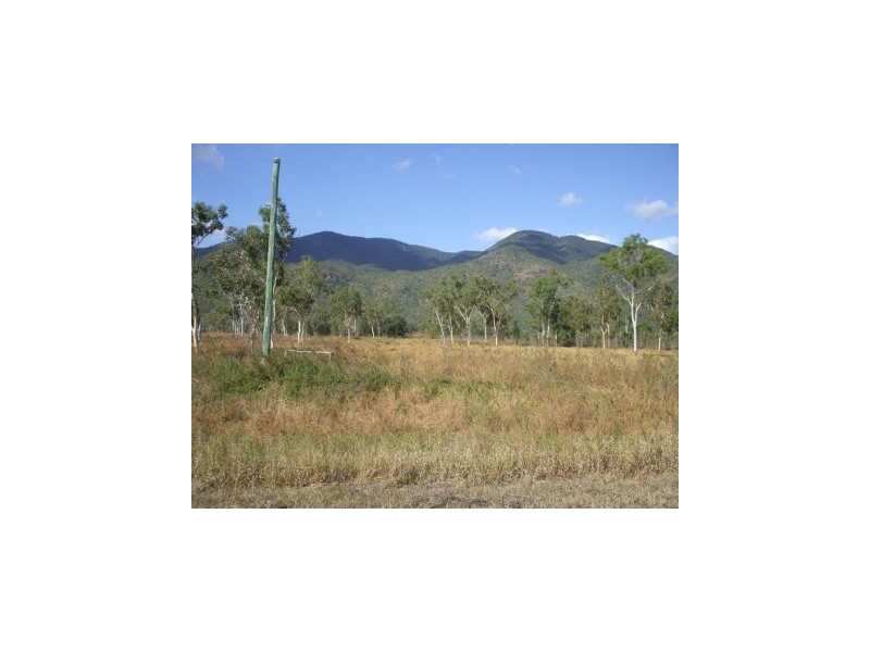 211 Mount View Drive, Toonpan QLD 4816