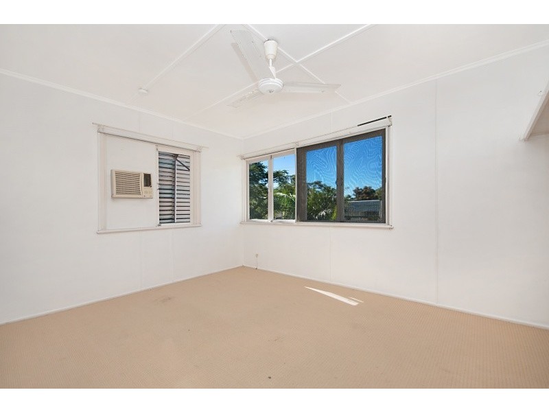 35 Baralga Street, Cranbrook QLD 4814