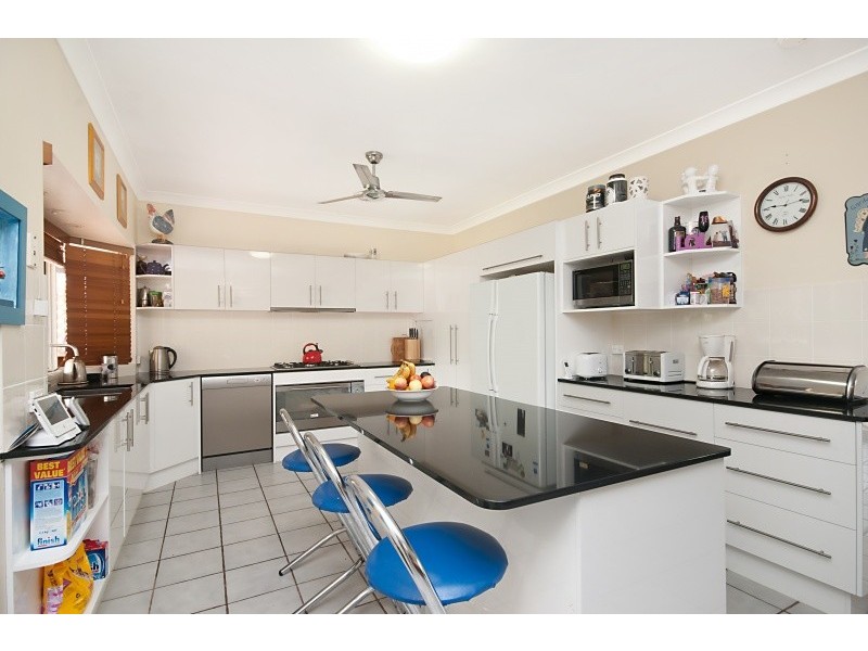 7 Nineteenth Avenue, Kirwan QLD 4817