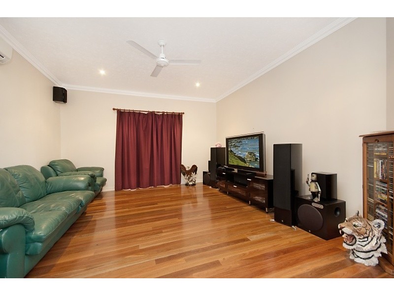 14 Shoalmarra Drive, Mount Low QLD 4818