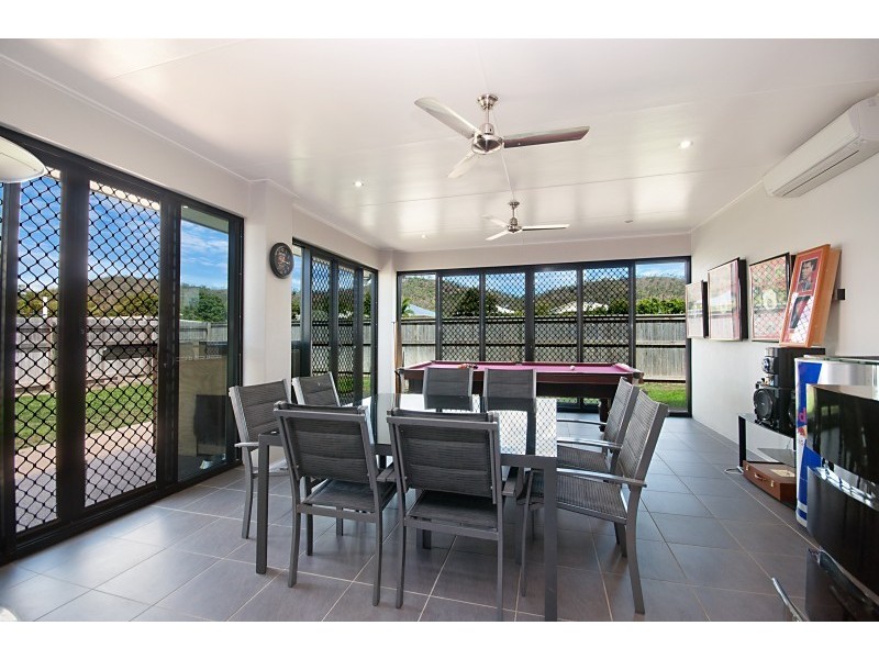 76 Corbett Street, Mount Louisa QLD 4814