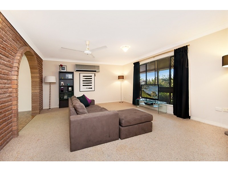 9 Villa Court, Kirwan QLD 4817