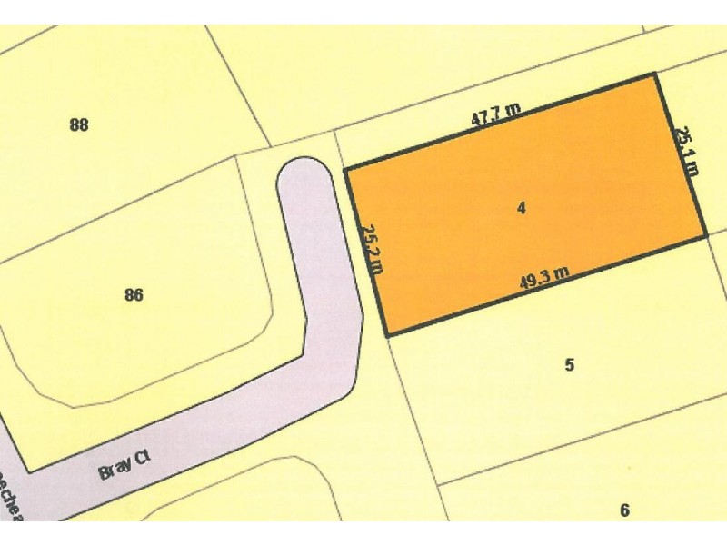 4 Bray Court, Bushland Beach QLD 4818