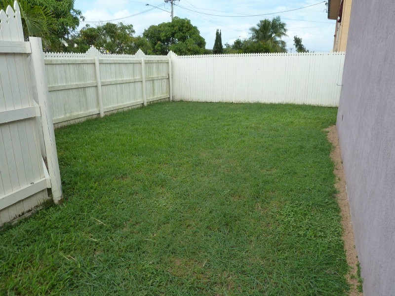 1/47 Punari Street, Currajong QLD 4812