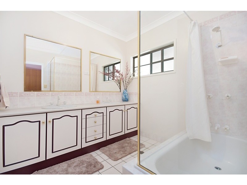 2K Bill Court, Alligator Creek QLD 4816