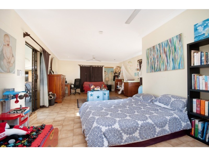 2K Bill Court, Alligator Creek QLD 4816