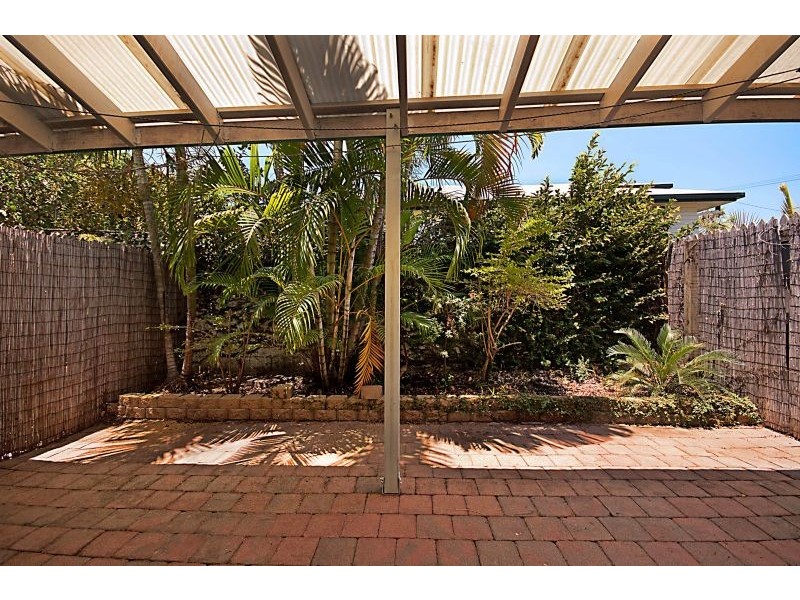 2/7 Alroy Street, Pimlico QLD 4812