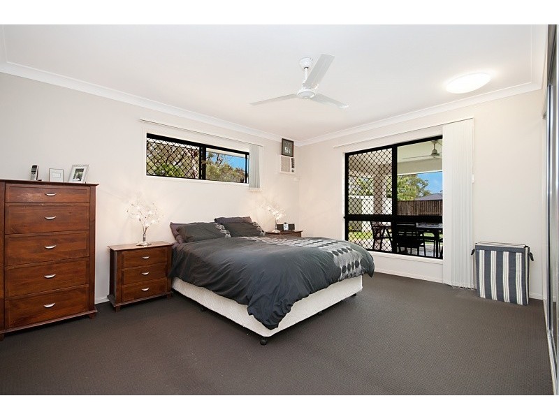 39 Eshelby Street, Bushland Beach QLD 4818