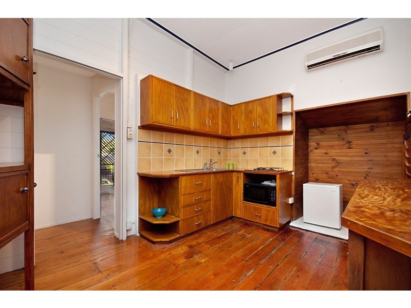 43 Allen Street, South Townsville QLD 4810