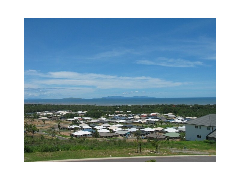 6 Juan Court, Bushland Beach QLD 4818