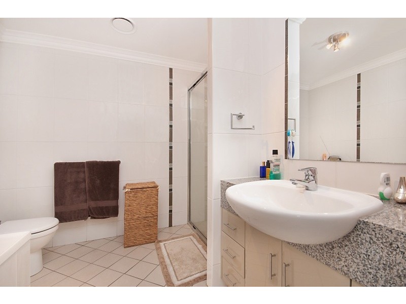 2/120 The Strand, North Ward QLD 4810