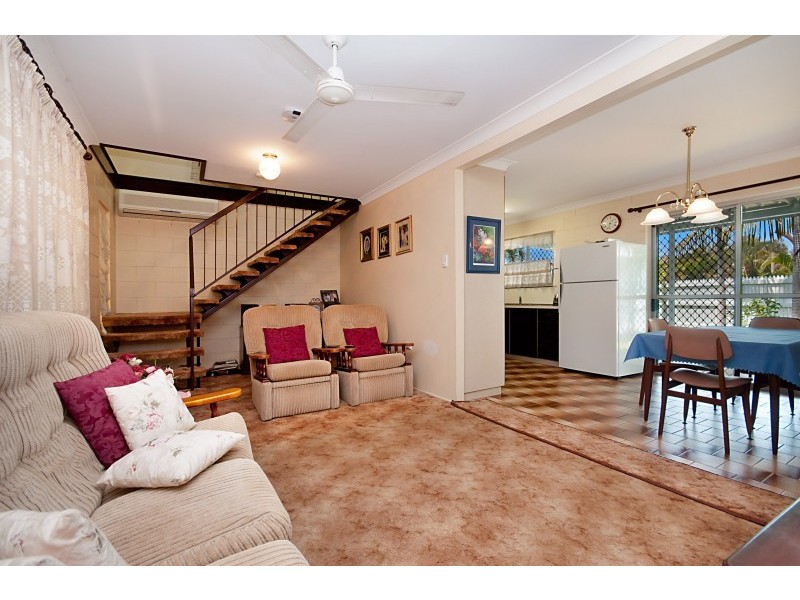 693 Ross River Road, Kirwan QLD 4817