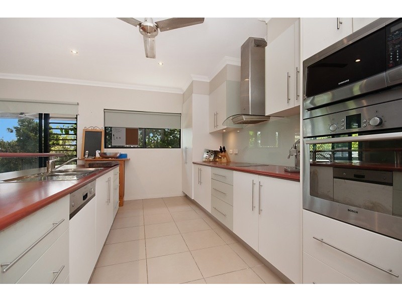 52 Woodwark Drive, Bushland Beach QLD 4818