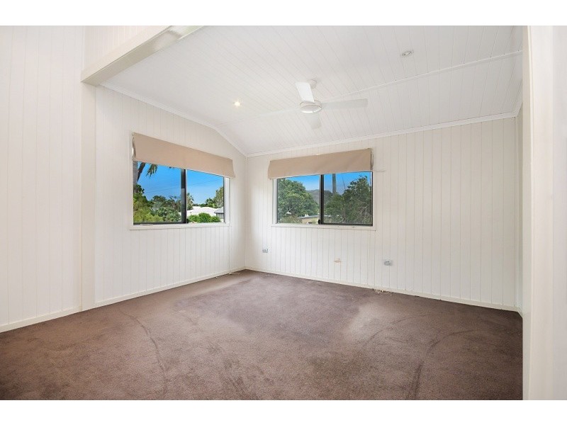 58 Hughes Street, Hermit Park QLD 4812