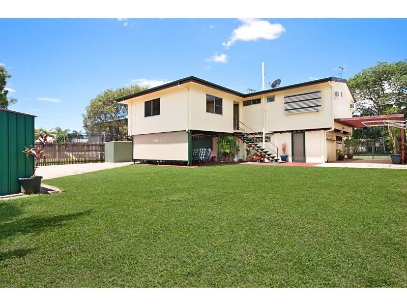 5 Tam O’Shanter Dr, Kirwan QLD 4817