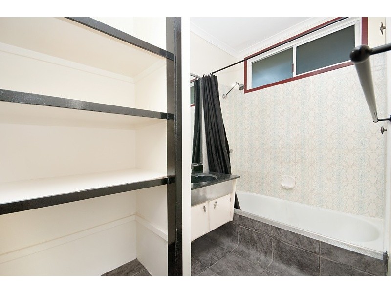 14 Jenkins Street, Kirwan QLD 4817