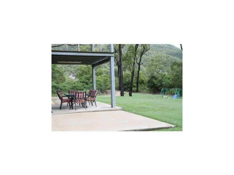 1046 Woodstock Giru Road, Mount Surround QLD 4809