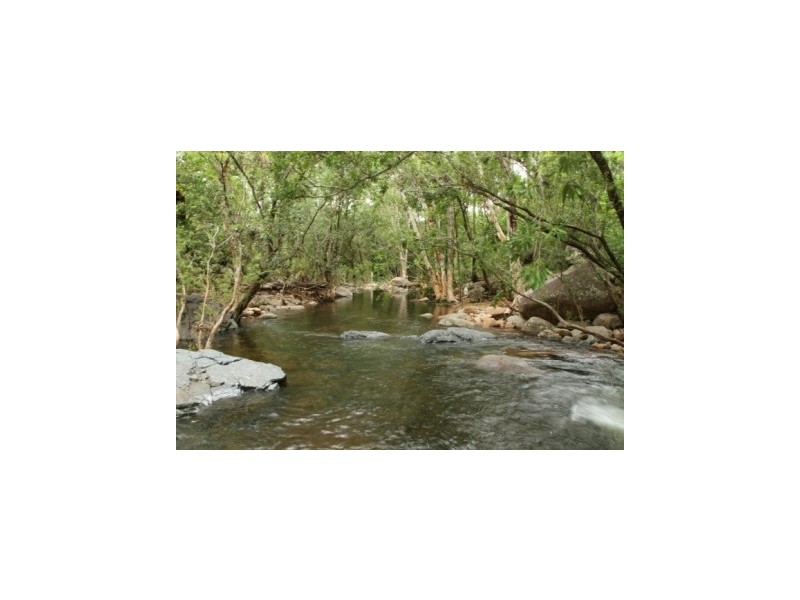 1046 Woodstock Giru Road, Mount Surround QLD 4809