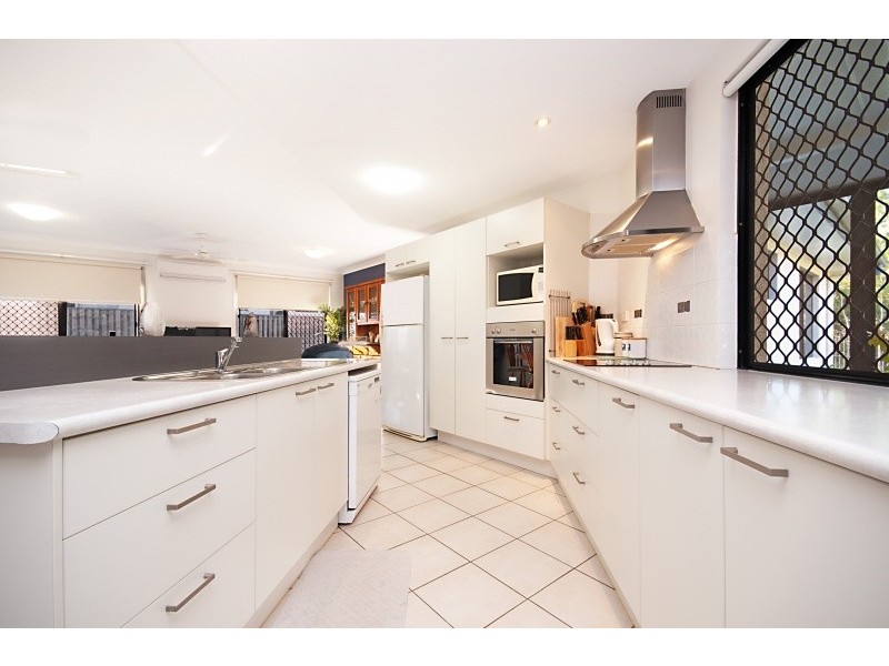 55 Woodwark Drive, Bushland Beach QLD 4818