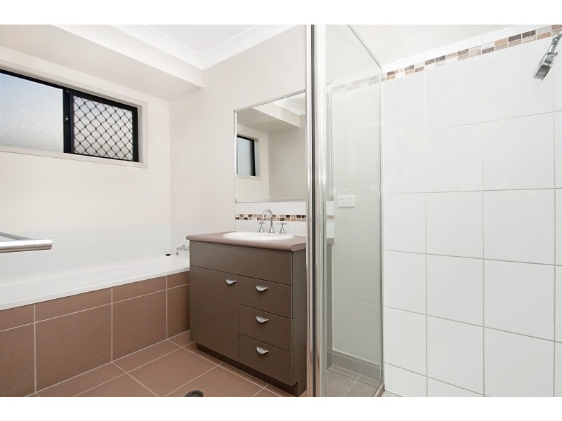 35 Kirrama Court, Bushland Beach QLD 4818