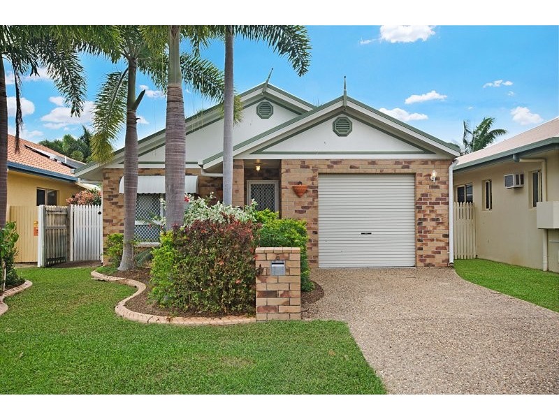 5 Crown Court, Kirwan QLD 4817