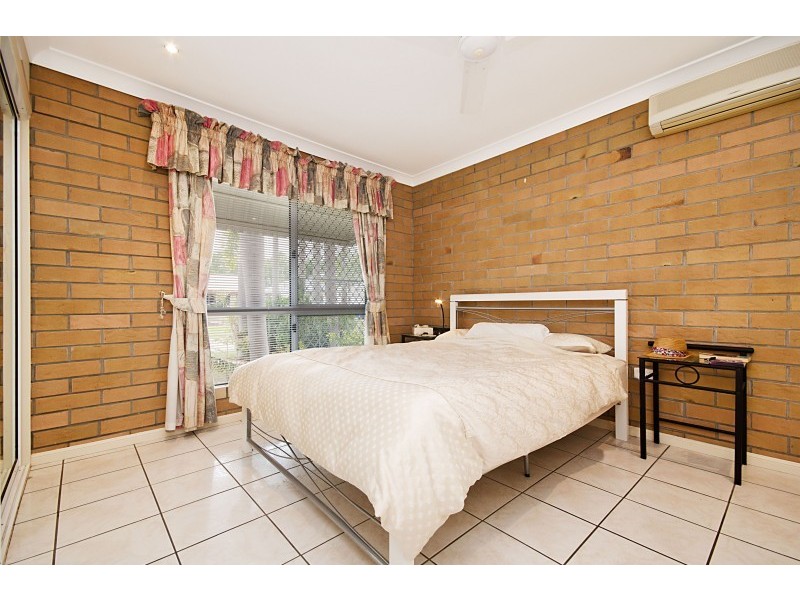 5 Crown Court, Kirwan QLD 4817