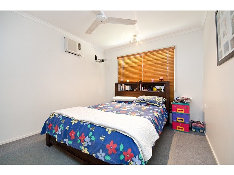 27 Tibarri Street, Kirwan QLD 4817