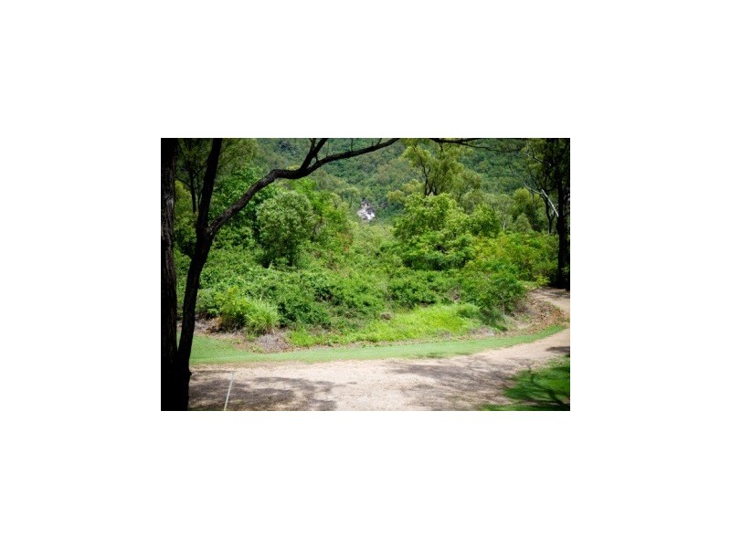 1046 Woodstock Giru road, Majors Creek QLD 4816