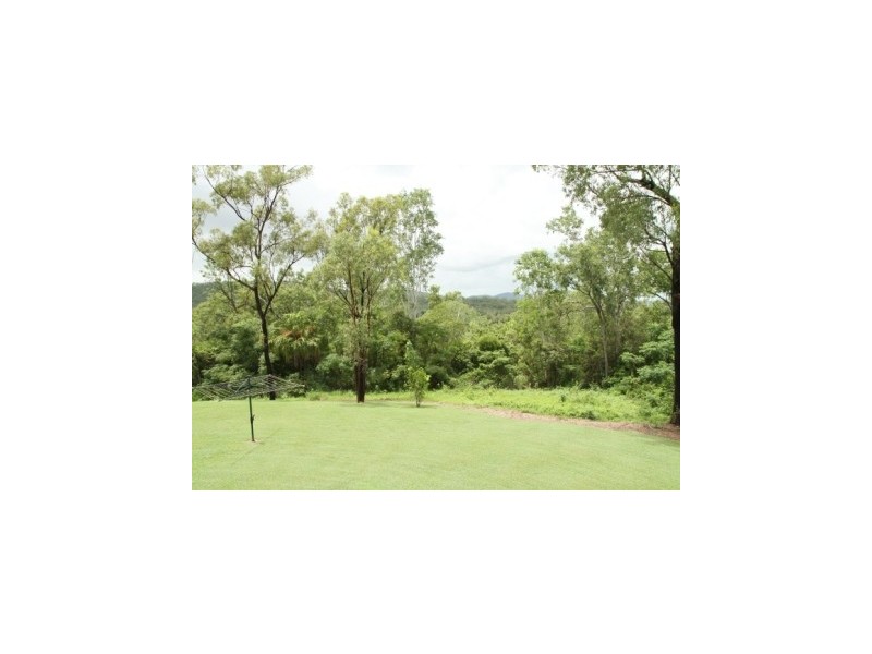 1046 Woodstock Giru road, Majors Creek QLD 4816