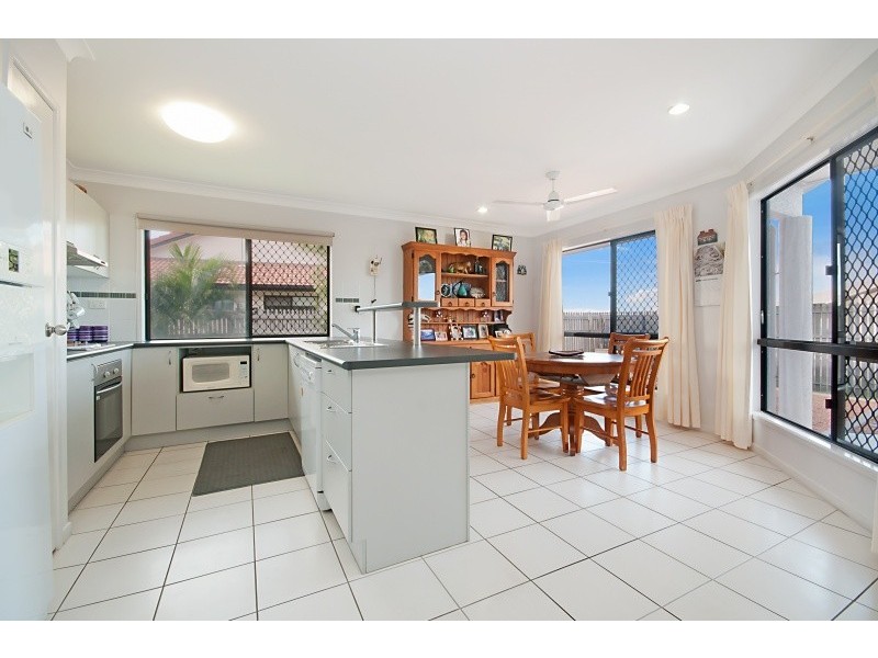 12 Panama Court, Burdell QLD 4818